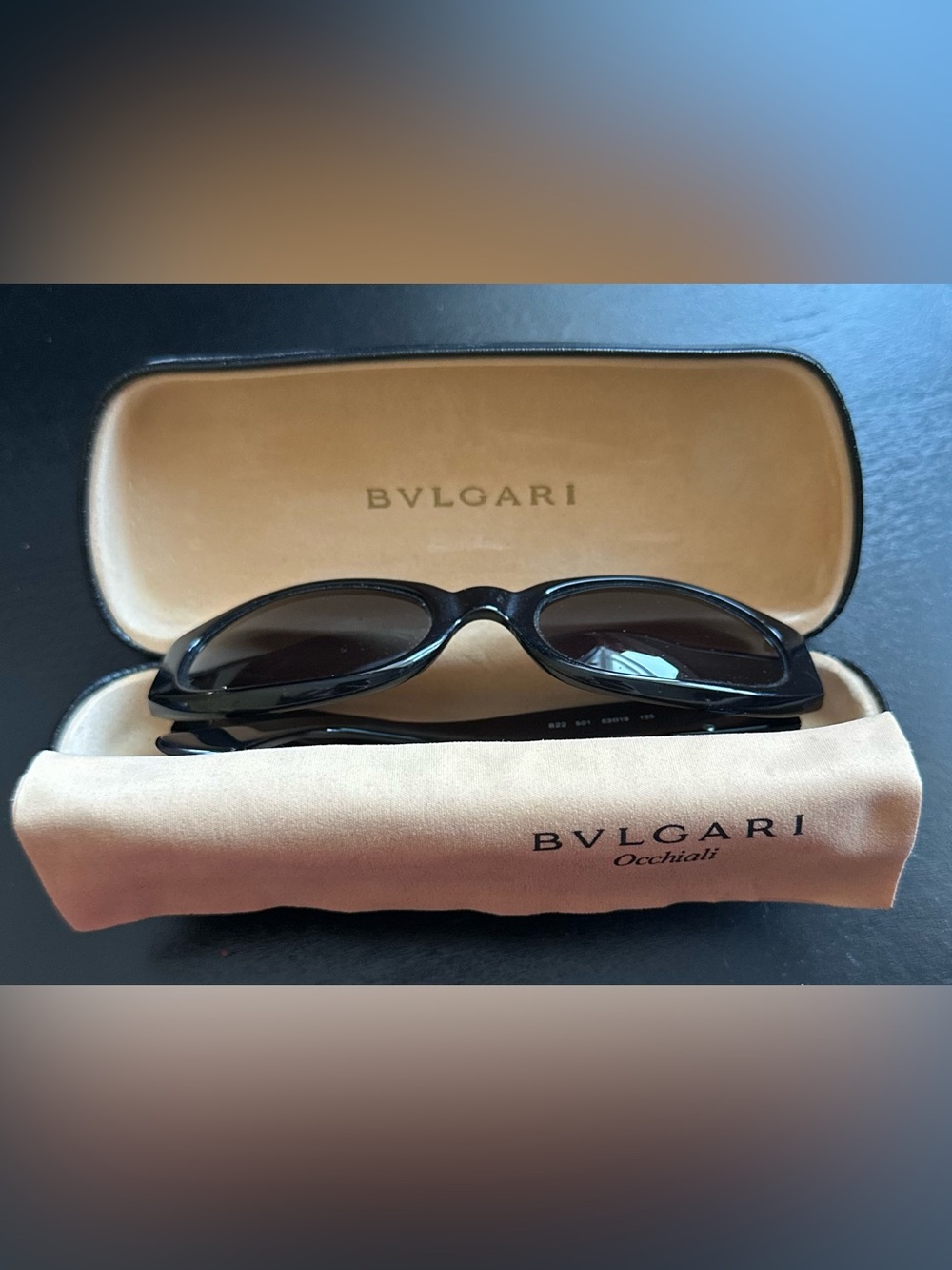 Vintage BVLGARI 822 Sunglasses Black Square Logo Block Hinge 90s Y2K Case Cloth